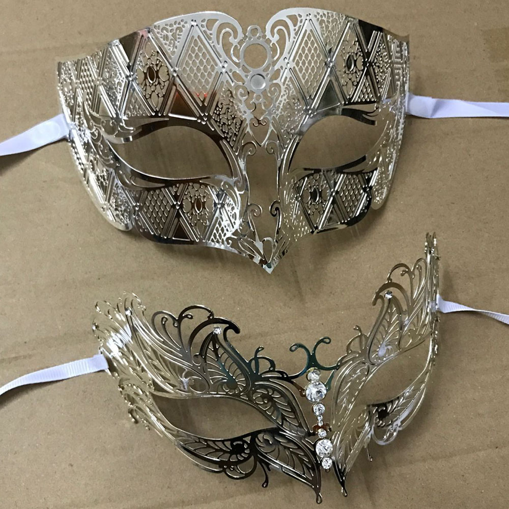 Luxury Silver Men Women Lovers - Black Face Mask Pack recensione e prezzo
