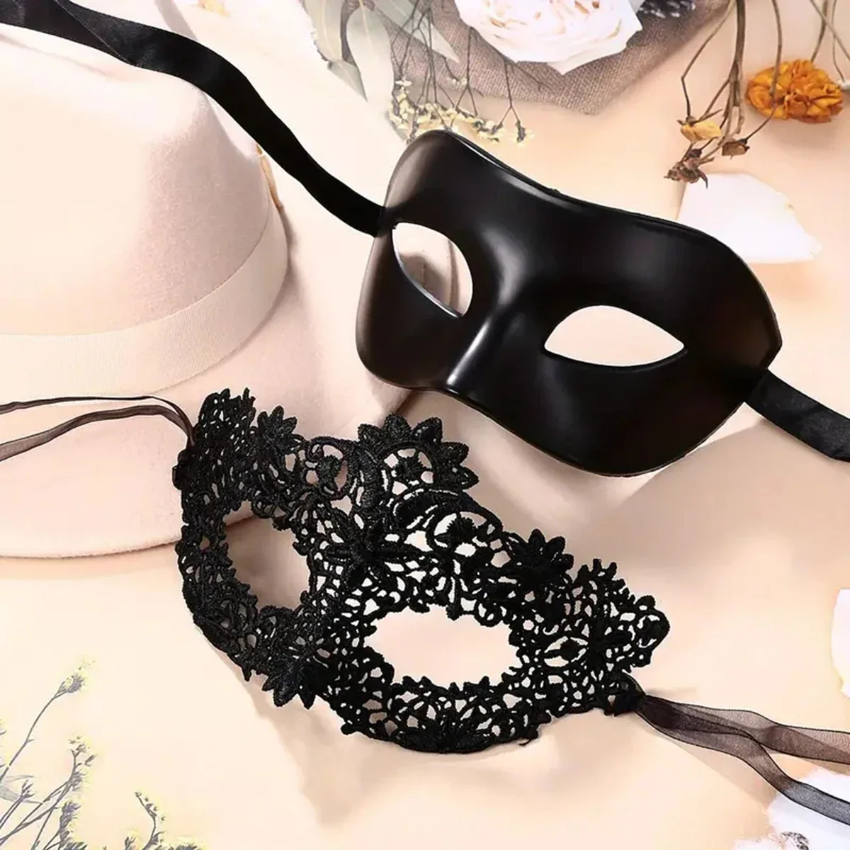 2pcs Elegant Black Lace Masque - Black Face Mask Pack recensione e prezzo