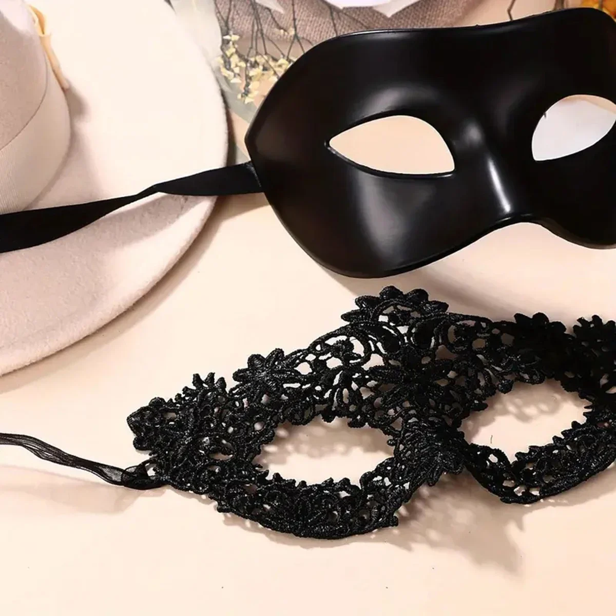 2pcs Elegant Black Lace Masque - Black Face Mask Pack recensione e prezzo